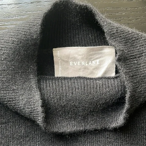 Everlane the Cashmere Mockneck Black Sweater, S - Picture 4 of 9